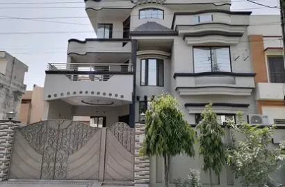 10 Marla House For Sale in Wapda Town Gujranwala Block-A2